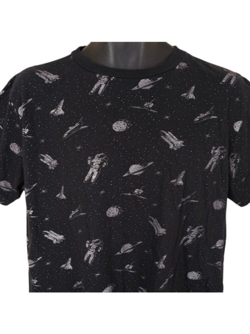 Astronaut T Shirt Mens Size Large Black Solar System Space Shuttle AOP